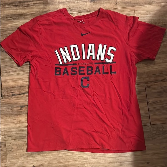 Nike Red Baseball Tee - Picture 1 of 3